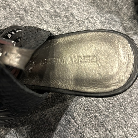 Size 40 Eu, size 9 US - Picture 4 of 4